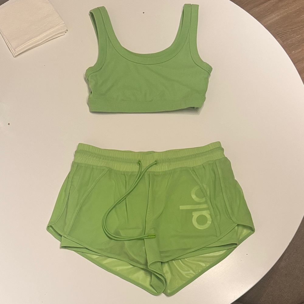 ALO Yoga Lime Green Activewear Set